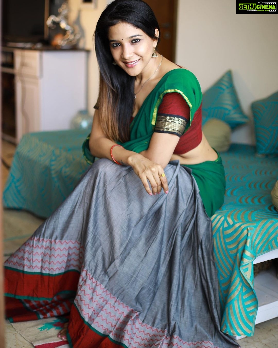 Sakshi Agarwal Instagram - #throwback I choose to make the rest of my life the best of my life! @deepak_durai_photography @fathi_hairandmakeup @pushplatahairandmakeup @sairam_krishnan @_sakshi_official_ @iamsakshiagarwalofficialfan @sakshi_army_offl @sakshi_agarwal_affical_army @sakshi_agarwal_fc__ @sakshiagarwal_online_._ @sakshi_veriyans @sakshi_veriyan @sakshi_agarwal_fc #bigboss3 #bigbosspromo #bigbossfununlimited mited #bigbosstamil #galatta #bigboss2tamil #hotstar #vijaytv #vijaytvshow #kamlahassan #bigboss #bigboss3tamilupdates #bigbosstrolls😂 #promo #bb3tamil #bigbossmemes #trending #aandavar #bigbosstamiltroll #bbtamilcontestants #tamilmemes #bb3 #bb3tamil #bigbossmemes #bigbossmeme #bigbosstamilmemes