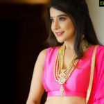 Sakshi Agarwal Instagram - Thank you for the lovely pictures @deepak_durai_photography @chandini_khanna0101 @fineshinejewels @viji_sharath #actor #kollywood #indiancinema #cinema #pink #ethnic #lehenga #tamilcinema #tamilfilms #candid #lovemylook #instagrammer #sakshiagarwal The Raintree, Anna Salai