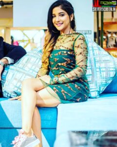 Sakshi Agarwal Instagram - #biggboss3 #biggboss3tamil #biggbosstamil #bigboss2019 #bigbosstamil #bigboss3 #kamalhassan #sakshiagarwal #biggboss #hotstartamil