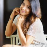 Sakshi Agarwal Instagram - “Yes, I am the type of girl who will always remind you to dream bigger” Click by: @deepak_durai_photography MUA: @yanaczu Styling : @dipthi3 Lication: @thebark.in Pro: @proyuvraaj B.M : @sairam_krishnan @mollywoodtimesonline @indiancinemagallery_official The Bark