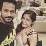 Sakshi Agarwal Instagram - Whatta lovely discussion with @nanda44187 master for my new year performance @countryclubofficial #ecr #chennai!! #newbeginnings #rocking #2019 #newgoals #wholeworldinmyhands #happygirlsaretheprettiest Lets rock it!!! Khader Nawaz Khan Road