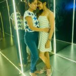 Sakshi Agarwal Instagram - Sister from another mother❤️❤️ @bavithraofficial @agentjackschennai #friendsforlife #friendslikefamily #bestpeople #happyvibes #goodthoughtsonly