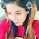 Sakshi Agarwal Instagram - 💥💥💥💥💥💥💥💥💥💥💥💥💥💥Your best teacher is your last mistake!!!!!!!!!💥💥💥💥💥💥💥💥💥💥💥💥💥💥💥💥💥💥 Feeling all thoughtful while dressing up for todays shoot!! Not to forget my awesome @myberomt collection #rosegold lipshade!! Loving it!! @sangi_avias_makeup