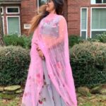 Sakshi Agarwal Instagram - @fashionkali_usa wish we used this for our shoot❤️❤️ Love the outfit Houston, Texas