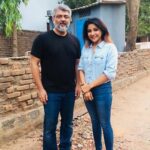 Sakshi Agarwal Instagram - Best feeling ever to meet a man of such chivalry and down to earth attitude!! Dream come true❤️❤️ #throwback #thala @ajithkumar_actor @thala_official @thalafansc @proyuvraaj