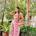 Sakshi Agarwal Instagram - ❤️❤️Its not love that your afraid of! Its the fear that everyone is just like the last person who destroyed you❤️❤️