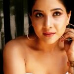 Sakshi Agarwal Instagram - No filter!! @vijayanthirajeswar @perfektmakeover @thelightweaver393