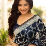 Sakshi Agarwal Instagram - Blessings on blessings on blessings🌟🌟