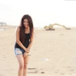 Sakshi Agarwal Instagram - No matter how chaotic the world may seem, peace and happiness will definitely crop up in the middle of nowhere🌟🌟 #happysoul #beautifulheart #positivevibes
