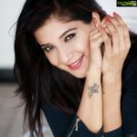 Sakshi Agarwal Instagram – A grateful heart is a magnet for miracles❤️💫