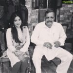Sakshi Agarwal Instagram - With the super duper talented #nanapatekarsir ❤️❤️ Grown up admiring him on screen☺️☺️