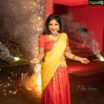 Sakshi Agarwal Instagram - May this festival of lights bring you lot of joy and happiness in its truest sense✨ . Happy Diwali to my insta family! Love you all for the love and support you have showered on me❤️ . #diwali #diwalioutfit #diwalicelebration #halfsaree #crackers . Makeup: @manishamakeupartistry Photography: @dilipkumar_photography Hairstylist: @hairstylist_rajee1111 Costume Designer: @faamysfashions Jewelry: @new_ideas_fashions Chennai, India