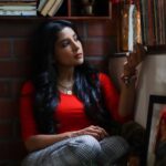 Sakshi Agarwal Instagram - Dont let anyone dim your light❤️ . @hakunamatata_sai @prayaga_makeup_artist @tisisnaveen . #redaesthetics #booklover #candid #chennairains #redlove Chennai, India