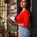Sakshi Agarwal Instagram – I do believe something magical can happen, when you read a good book❤️
.
#booklover #bookstagram #bookaholic #candid #chennairains #instafashion #redaesthetic #reddress 
.
@hakunamatata_sai @tisisnaveen @prayaga_makeup_artist Chennai, India
