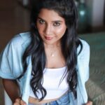 Sakshi Agarwal Instagram - Big change comes from hundreds of tiny steps and they all matter💕 Wake up ! Its time to shine Baby girl✨✨ . #blueandwhiteforever #candidshots #sakshiagarwal #kollywoodactress #moodoftheday #halfbunhair . @hakunamatata_sai @prayaga_makeup_artist @tisisnaveen Chennai, India