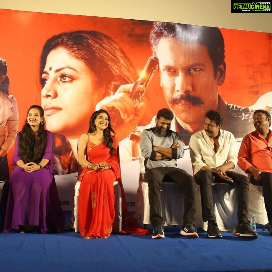 Sakshi Agarwal Instagram - Different shades of me in RED at my movie audio launch! . #naankadavulillai #redsaree #kollywood #sakshiagarwal . @arvindkannan_ @rajviews @vihadesign @swaadh @swapnaareddyofficial @prayaga_makeup_artist @prosakthisaravanan @tisisnaveen Prasad Lab Vadapalani