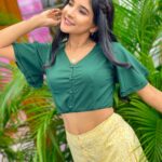 Sakshi Agarwal Instagram – Be the butterfly who can fly in odds…
.
#onset🎥🎬 #betweenshots #greencroptop #yellowskaterskirt #webseries #sakshiagarwal 
.
@prayaga_makeup_artist 
@tisisnaveen Chennai, India