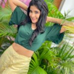 Sakshi Agarwal Instagram - Be the butterfly who can fly in odds… . #onset🎥🎬 #betweenshots #greencroptop #yellowskaterskirt #webseries #sakshiagarwal . @prayaga_makeup_artist @tisisnaveen Chennai, India