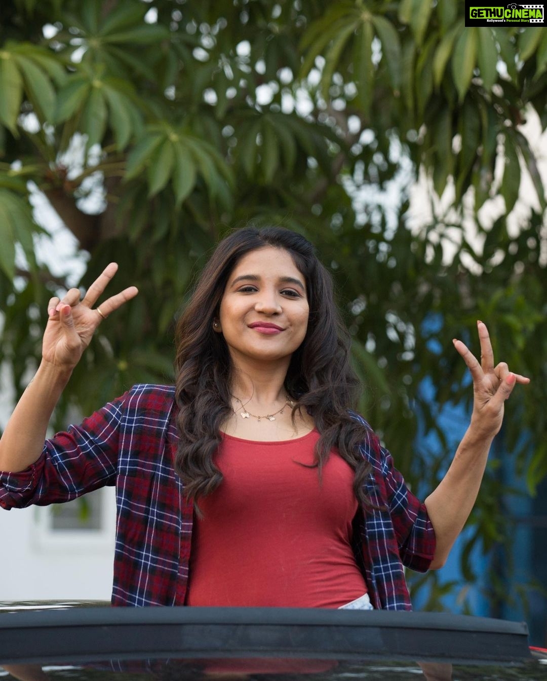 Sakshi Agarwal Instagram - Wake up to a new day of possibilities❤️ . Shoot for #stepstone @stepstonegroup #adshoot Pondicherry