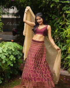Sakshi Agarwal Instagram - Every morning we are born again! What we do today matters the most-Buddha . Photography: @dilipkumar_photography Makeup: @manishamakeupartistry Hairstylist: @hairstylist_rajee1111 Costume Designer: @sahana_prabakar Jewelry: @new_ideas_fashions . #lehenga #photoshoot #maroonlehenga #waistchain Chennai, India
