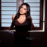 Sakshi Agarwal Instagram - Only in darkness can we glimpse the fullest light our soul carries for us❤️ . @arvindkannan_ @tisisnaveen . #candid #home #photoshoot #lifestyle #fashion Chennai, India