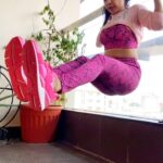 Sakshi Agarwal Instagram - Naanga vere maari! . #feelitreelit #workoutreels #workoutmotivation #coreworkout #upperbodyworkout #valimaireels #valimai #animalprinttracksuit #explore #explorepage #beyou #tamilsongs #tamilrockers #sakshiagarwal #biggboss #fitnessreels #reelsvideo