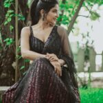 Sakshi Agarwal Instagram – Whatever makes your soul happy do that❤️
.

@akweddingsstudio @plush_boutique_jb @makeupby_kiruthiga @tisisnaveen @pugazhmurugan_ @riazkahmed.pro @v4umedia_ @teamaimpro @keerthana_makeup_and_hair 
.
#aranmanai3 #pressmeet #lehenga #blacklehenga #sakshiagarwal #kollywood #instafashion #tradirional #sequencelehenga #tamilactress #tamilcinema #aranmanai3trailer Chennai, India