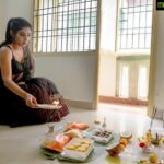 Sakshi Agarwal Instagram - Happy to start my next webseries with a pooja today . . ✨ @shariqqqq777 playing the lead with me✨ . @anandsaga.dwarakamayee @rajkumar.s.n @gkacts @tisisnaveen @keerthana_makeup_and_hair Chennai, India