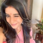 Sakshi Agarwal Instagram - Please watch #Aranmanai3 in theatres and be safe insta family - following all protocols😍🥰 . We miss you Vivek sir😥 . #aranmanai3 #workingstills #behindthescenes #wakanerpalace #kollywood #tamilactress #tamilcinema #runningintheatres #sakshiagarwal #sundarc #arya