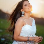 Sakshi Agarwal Instagram - 2022 bringing in a lot of happiness be like.. . #newyear2022 #happynewyear #newyearvibes . @ngrnandha @divastylistmakeupartistry7 @style_with_riz @tisisnaveen @teamaimpro Chennai, India