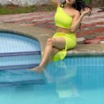 Sakshi Agarwal Instagram - Vibin’ with the pool❤️ . #feelitreelit #instagramreels #reelsinstagram #feelkaroreelkaro #isntitlovely #poolvibes #poolreels #swimmingpoolaesthetic #biggboss #sakshiagarwal #swimming