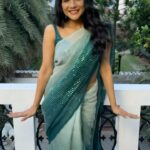 Sakshi Agarwal Instagram - Wrap up to shoot❤️❤️❤️ . #simpledimple #feelkaroreelkaro #feelitreelit #instagramreels #reelsvideo #trending #explore #explorepage #beyou #beyourself #sareelover #sareereels . @the_trendy_turns @fab_by_faiza @srimakeupartistry @cloud7chennai