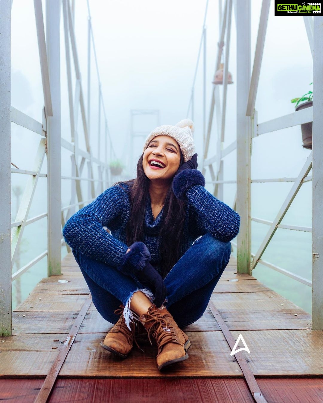 Sakshi Agarwal Instagram - Express your gratitude and happiness to the universe for what ever it has given to you already- and trust me more will come back to you❤️ . Location : @wildplanetresort photography - @albieffect and team @thatmomentphotography makeup - @blushbynush Edit - @_studiomoments . #naturelovers #naturephotography #adventuretravel #greeneryaesthetic #garden #gardenaesthetic #natureaesthetic #lovingit😍 #sakshiagarwal #candid #biggboss #kerala #tamilnadu #devala #wildplanet #natureaddict Wild Planet