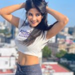 Sakshi Agarwal Instagram - Laugh with your eyes Hug with your soul And Smile with your heart❤️❤️ . #candidphotography #mobilephotography #sakshiagarwal #biggboss #justme #nofilter #noedit #nopostwork #bareme #mondaymotivation #mondaymood #mondayvibes Chennai, India