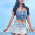 Sakshi Agarwal Instagram – In the right denim,
A girl can conquer the world❤️
Btw, hows my new belly chain? 
.
#denim #denimvest #denimskirt #sakshiagarwal #fashion #lifestyle #ootd #biggboss #bellychain #waistchain #denimlovers #mood #instagrampic #terraceshoot📷 Chennai, India