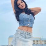 Sakshi Agarwal Instagram - In the right denim, A girl can conquer the world❤️ Btw, hows my new belly chain? . #denim #denimvest #denimskirt #sakshiagarwal #fashion #lifestyle #ootd #biggboss #bellychain #waistchain #denimlovers #mood #instagrampic #terraceshoot📷 Chennai, India