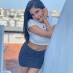 Sakshi Agarwal Instagram - Nothing can dim the light that shines from within🔥 Forever that girl that gets excited on seeing a pure blue sky❤️ . #candidphotography #mobilephotography #sakshiagarwal #biggboss #justme #nofilter #noedit #nopostwork #bareme #mondaymotivation #mondaymood #mondayvibes Chennai, India