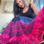 Sakshi Agarwal Instagram - Never argue with someone who believes their own lies🌸 . #candid #indowestern #traditional #sakshiagarwal #biggboss #tanktop #lingskirt #mylifestyle #mystyling #homesweethome #justbeingme #jhumkas #kollywood #actress Chennai, India