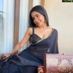 Sakshi Agarwal Instagram - Every saree tells a story.. Can you read mine? . @fab_by_faiza . #sareelove #blacksaree #kollywood #sakshiagarwal #biggboss #instasaree #transparentsaree #sequinblouse #instamood #fitnessfreak #shapeyourbody #stayhome #quarantine #chennai #absgirl #flauntyourcurves #fitnessjourney #fitgirl Chennai, India