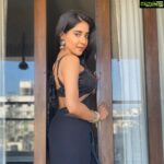 Sakshi Agarwal Instagram - One day the people who dint believe in you, Will tell everyone how they met you✨ . @fab_by_faiza . #sareelove #blacksaree #kollywood #sakshiagarwal #biggboss #instasaree #transparentsaree #sequinblouse #instamood #fitnessfreak #shapeyourbody #stayhome #quarantine #chennai #absgirl #flauntyourcurves #fitnessjourney #fitgirl Chennai, India