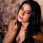 Sakshi Agarwal Instagram – May all your vibes say- I got this!!
.

Click by : @arvindkannanphotography 
Hmua: @srimakeupartistry 
.
Ps:- these pics were taken much before lockdown:) Just got my hands on them:) 
.
#blacklove #leatherpants #instagood #instadaily #instapic
@teamaimpro @tisisnaveen Chennai, India