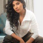 Sakshi Agarwal Instagram - I aspire to be a Giver! Giver of Love, Giver of Good Vibes And a Giver of Strength💞 . Photography :- @vfrstudios.in_ @vino_francis_roy Makeup :- @anupama.krishnamachari Hairstylist :- @jamunadevraj @tisisnaveen . #casualstyle #instatrend #ootd Chennai, India