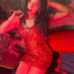 Sakshi Agarwal Instagram - No matter how you feel, Get up, dress up, Show up and never give up❤️ . #reddress #sequindress #redhotmini #redismycolor #redislove #selfportrait Chennai, India