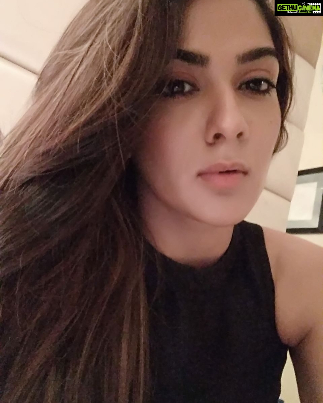 Sakshi Chaudhary Instagram - Event moods !!! 🤓🤪🤠