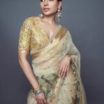 Samantha Instagram - In love with this hand painted saree🤎 @archanajaju.in @abhilasha_pret_jewelry 🥰 Styled by @jukalker Makeup @avnirambhia Hair @rohit_bhatkar 📸 @eshaangirri