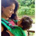 Sameera Reddy Instagram - This Janmashtami let’s all keep our children close and cozy and celebrate the divine Krishna and his love with our families. Love light and positive energy! HAPPY Janmashtami! 🙏🏼 Nyra snug in her Kiro Basic Soul ❤️. @soulslings_india #babywearing #happymama #happybaby #babycarrier #baby #momlife #motherhood #positivevibes #keepingitreal ❤️ Goa