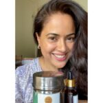 Sameera Reddy Instagram – ✨ @thetribeconcepts is a homegrown brand that i happen to try out and loved ! #vocalforlocal is my new mantra!
✨
@thetribeconcepts has zero additives, no perfume, completely vegan and cruelty free and most importantly made in india with indian ingredients.
✨
The Root strengthening Hair Mask is a beautiful blend of indian ingredients like bhringraj, hibiscus, neem and indian gooseberry . It can be mixed with green tea , coconut milk or curd but I have to say the coconut milk really left the hair super smooth ! 
✨
#thetribeconcepts #naturalalternatives #backtoroots #madeinindia #vegan #beauty #hair #diy #home #realbeauty