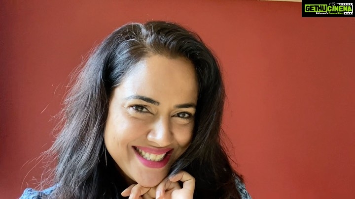 Sameera Reddy Instagram - Asli life partner toh Mother in law hoti hai π this is how I found my Sassy Saasu! The perfect match π€ͺ @manjrivarde #indianmatchmaking #motherinlaw edition π€£ #messymama #sassysaasu #saasbahu #comedy #famjam #imperfectlyperfect #keepingitreal π @netflix_in Indian Matchmaking ππ§ #spoof