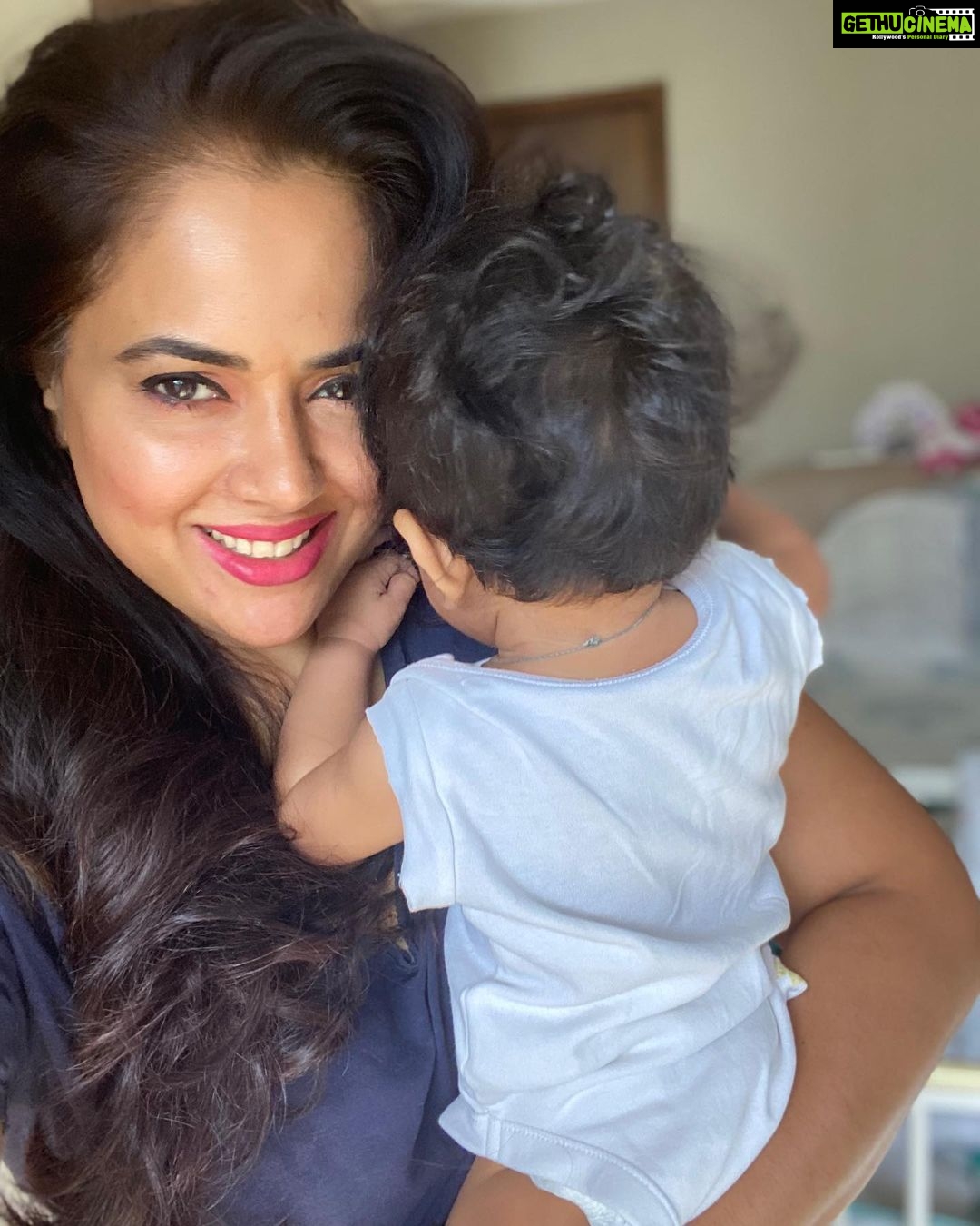 Sameera Reddy Instagram - I get many messages from mothers having anxiety about the whole process of Breastfeeding !So here is an update post for new mommies or to be . 🍼 Nyra turns 11 months in a few days and yes im still breastfeeding her. In my experience the first three months were tricky with managing flow but then it just balances out and becomes part of the schedule. I always say if you used only formula or did a combination for whatever reasons please don’t let anyone make you feel bad about it. As a mother you have choices that are yours and no one else can judge you. I’ve had moments of confusion myself with self doubt that can be very hard on a new mom and I consulted the Pediatrician but first I’ve always listened to my own Instinct. Trust it . I exclusively breastfed Nyra till 5.5 months and then introduced solids . I continue to feed her now in between meals on demand . 🌈 I’ve said this in an earlier post - A mother may be depressed, lacking in confidence, worried, or stressed and it affects breastfeeding. These factors do not directly affect her milk production, but can interfere with the way in which she responds to her baby. This can result in the baby taking less milk, and failing to stimulate milk production. So the people around you need to be encouraging you . Understanding the pressure on a new mom physically and emotionally is important in this overwhelming time. 🙌🏻 . I would also like to give a shoutout to moms who have struggled with low milk production . This could happen due to a pathological reason including endocrine problems or a host of other factors .A few mothers have a physiological low breast-milk production, for no apparent reason, and production does not increase when the breastfeeding technique and pattern improve. There is no reason to shame them or make them feel any pressure in not being able to BF. we need to support all mothers and show love and respect . To all mommies- we are doing our best . So let’s celebrate that . 👏🏻 . #imperfectlyperfect . There is fantastic support group of mothers On Facebook that I recommend https://www.facebook.com/groups/breastfeedingsupportforindianmoms #breastfeeding #support #momlife #motherhood
