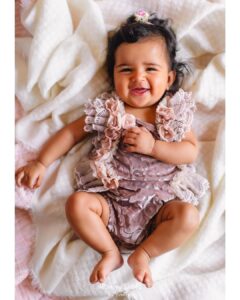 Sameera Reddy Instagram - My Sunshine on a rainy day ! ☔️ #naughtynyra #sunshine #babygirl 🌞 #positivevibes #motherhood #moments #momlife #messymama #mylife #gratitude #keepingitreal 🌈 📷 @mommyshotsbyamrita
